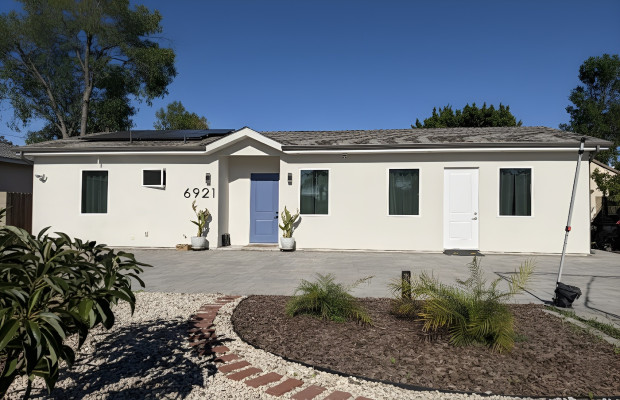 Board and Care in Van Nuys California 91406 at easeplacement.com - Ease Placement