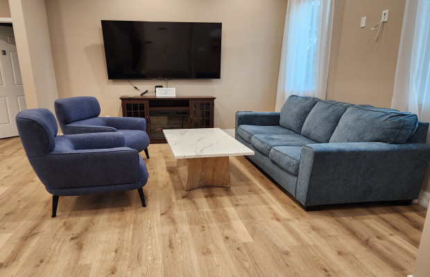 Board and Care in Van Nuys California 91406 at easeplacement.com - Ease Placement