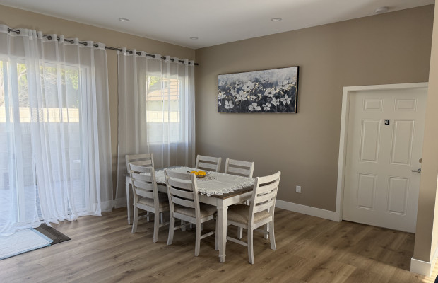 Board and Care in Van Nuys California 91406 at easeplacement.com - Ease Placement