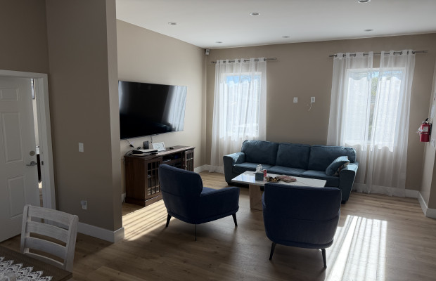 Board and Care in Van Nuys California 91406 at easeplacement.com - Ease Placement