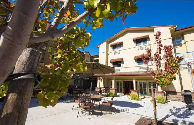 Assisted Living in Lincoln California 95648 at easeplacement.com - Ease Placement