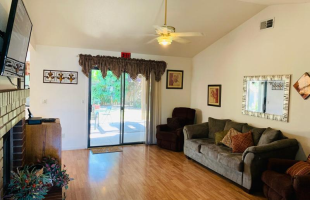 Board and Care in Sacramento California 95831 at easeplacement.com - Ease Placement