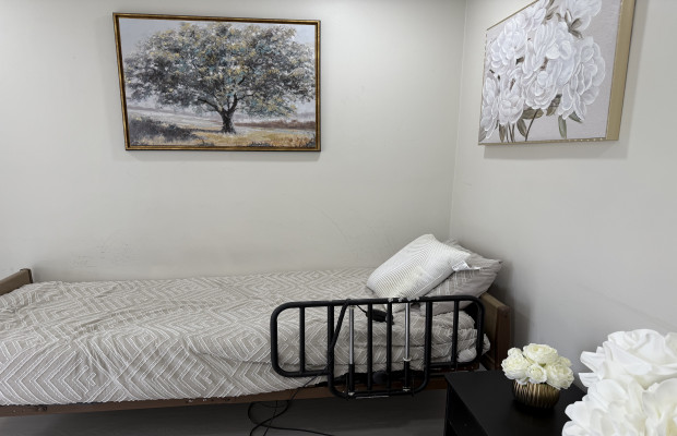 Board and Care in Thousand Oaks California 91360 at easeplacement.com - Ease Placement