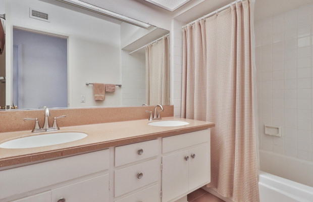Board and Care in Thousand Oaks California 91360 at easeplacement.com - Ease Placement