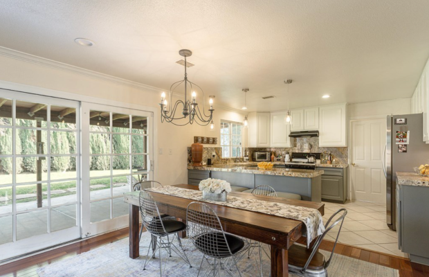 Board and Care in Thousand Oaks California 91360 at easeplacement.com - Ease Placement