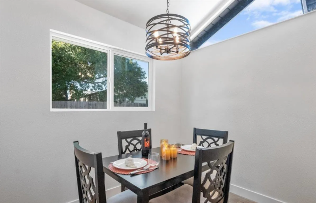 Board and Care in Santa Rosa California 95405 at easeplacement.com - Ease Placement