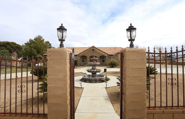Board and Care in Thousand Oaks California 91360 at easeplacement.com - Ease Placement