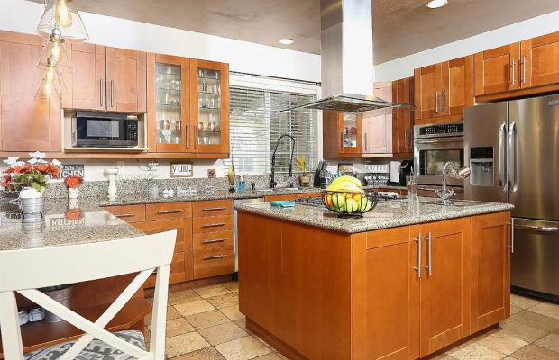 Board and Care in Thousand Oaks California 91360 at easeplacement.com - Ease Placement