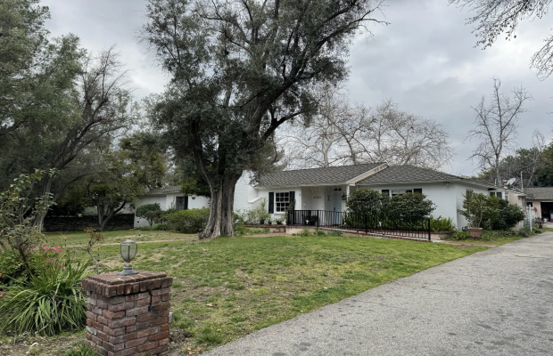 Board and Care in La Canada California 91011 at easeplacement.com - Ease Placement