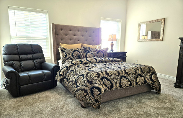 Assisted Living in Clovis California 93619 at easeplacement.com - Ease Placement