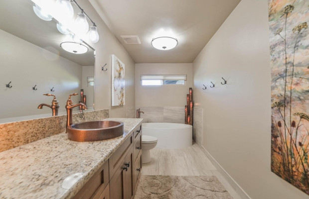 Assisted Living in Clovis California 93619 at easeplacement.com - Ease Placement