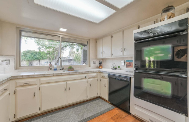 Assisted Living in Clovis California 93619 at easeplacement.com - Ease Placement