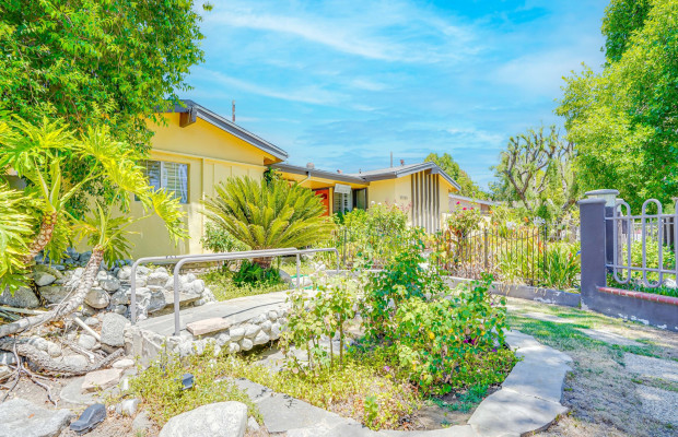 Board and Care in West Hills California 91307 at easeplacement.com - Ease Placement