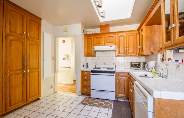 Assisted Living in Santa Monica California 90403 at easeplacement.com - Ease Placement