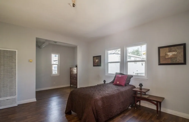 Assisted Living in Santa Monica California 90403 at easeplacement.com - Ease Placement