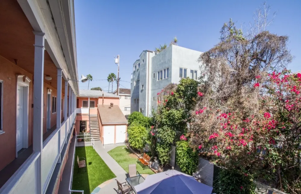 Assisted Living in Santa Monica California 90403 at easeplacement.com - Ease Placement
