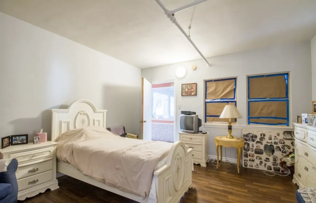 Assisted Living in Santa Monica California 90403 at easeplacement.com - Ease Placement