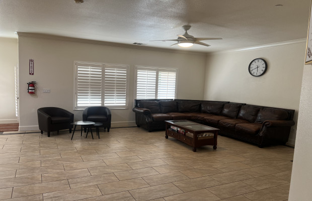 Board and Care in Fresno California 93722 at easeplacement.com - Ease Placement