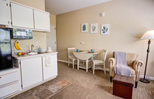 Assisted Living in Roseville California 95661 at easeplacement.com - Ease Placement