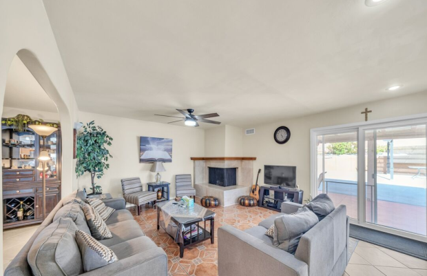 Board and Care in Santa Clarita California 91351 at easeplacement.com - Ease Placement