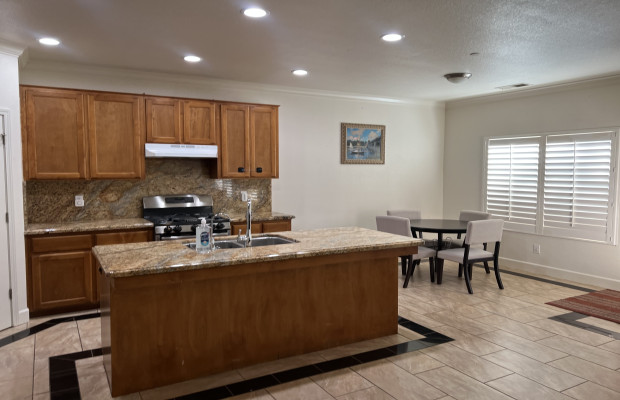 Board and Care in Fresno California 93722 at easeplacement.com - Ease Placement