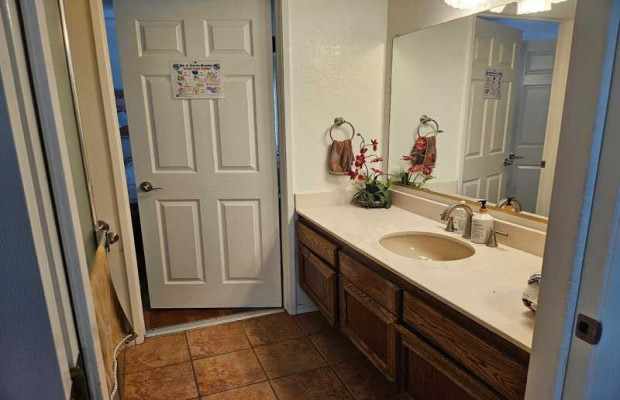 Board and Care in Oak Park California 91377 at easeplacement.com - Ease Placement