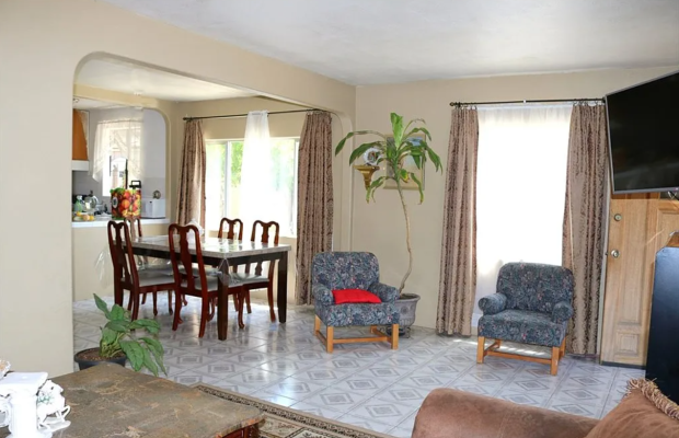 Board and Care in North Hollywood California 91605 at easeplacement.com - Ease Placement
