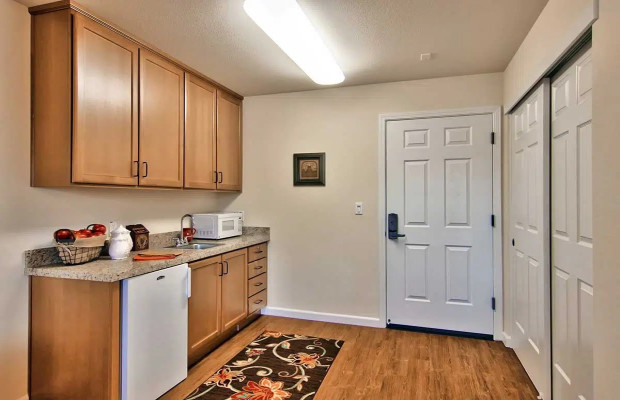 Assisted Living in Lincoln California 95648 at easeplacement.com - Ease Placement