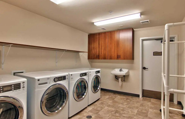 Assisted Living in Lincoln California 95648 at easeplacement.com - Ease Placement