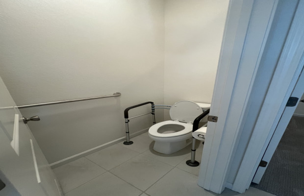 Board and Care in Clovis California 93619 at easeplacement.com - Ease Placement