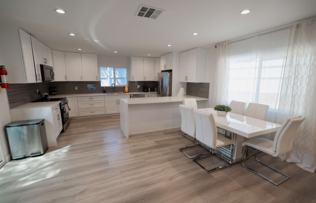 Board and Care in Sunland California 91040 at easeplacement.com - Ease Placement