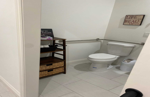 Board and Care in Apple Valley California 92307 at easeplacement.com - Ease Placement