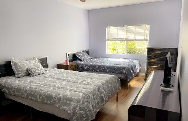 Board and Care in Fontana California 92336 at easeplacement.com - Ease Placement