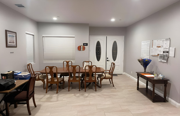 Board and Care in Fontana California 92336 at easeplacement.com - Ease Placement