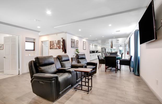 Board and Care in West Hills California 91307 at easeplacement.com - Ease Placement