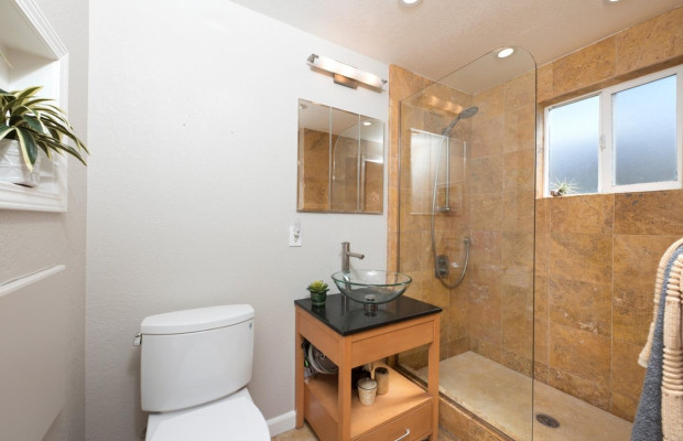 Board and Care in Redwood City California 94061 at easeplacement.com - Ease Placement