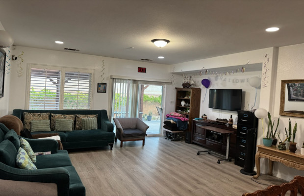 Board and Care in Fontana California 92337 at easeplacement.com - Ease Placement
