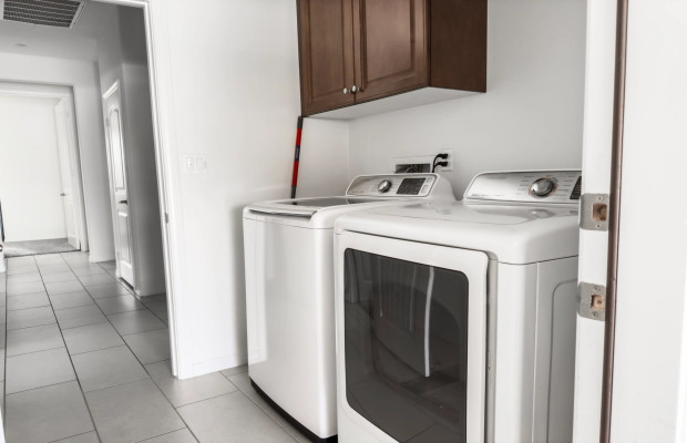 Board and Care in Jurupa Valley California 91752 at easeplacement.com - Ease Placement
