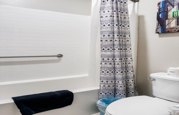 Board and Care in Jurupa Valley California 91752 at easeplacement.com - Ease Placement