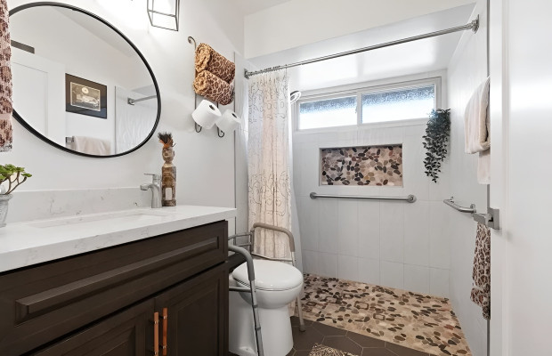 Board and Care in Costa Mesa California 92626 at easeplacement.com - Ease Placement