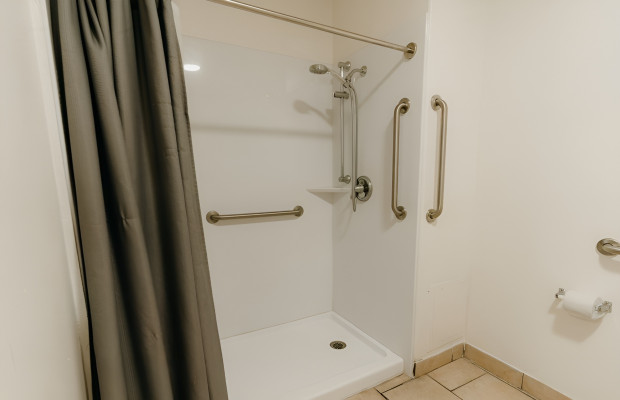 Assisted Living in Anaheim California 92801 at easeplacement.com - Ease Placement