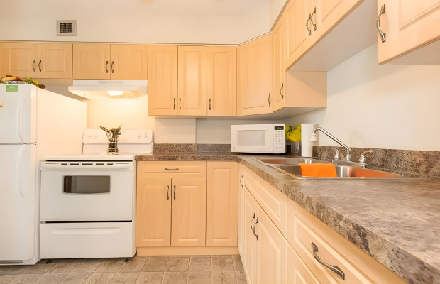 Assisted Living in Anaheim California 92801 at easeplacement.com - Ease Placement