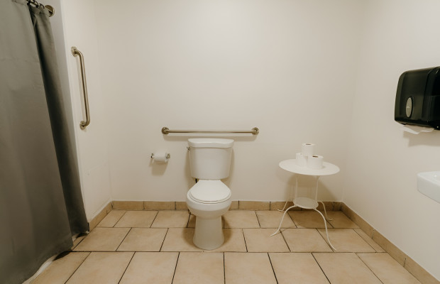 Assisted Living in Anaheim California 92801 at easeplacement.com - Ease Placement