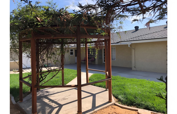 Board and Care in Upland California 91786 at easeplacement.com - Ease Placement