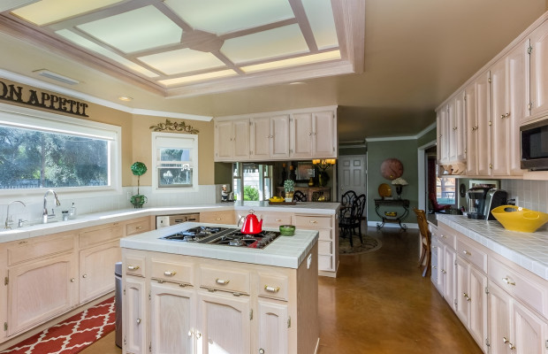 Board and Care in Fresno California 93727 at easeplacement.com - Ease Placement