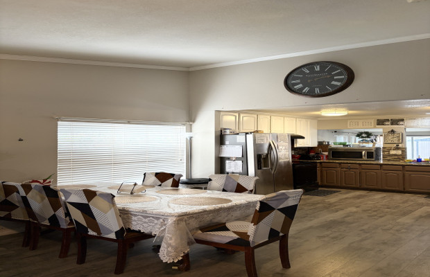 Board and Care in Corona California 92882 at easeplacement.com - Ease Placement