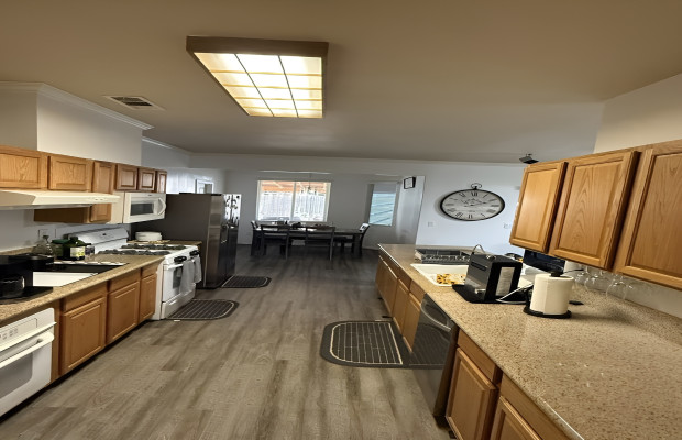 Board and Care in Bakersfield California 93308 at easeplacement.com - Ease Placement