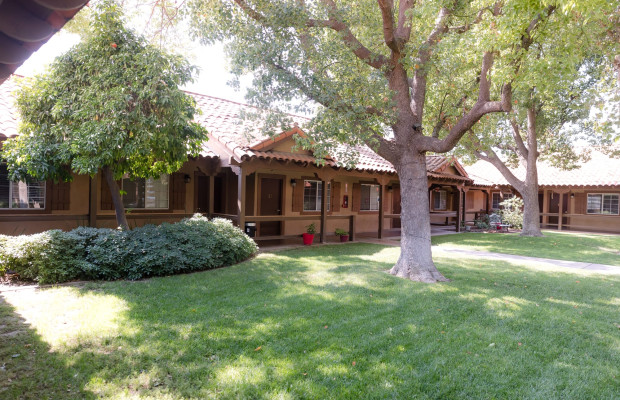 Assisted Living in Hemet California 92544 at easeplacement.com - Ease Placement