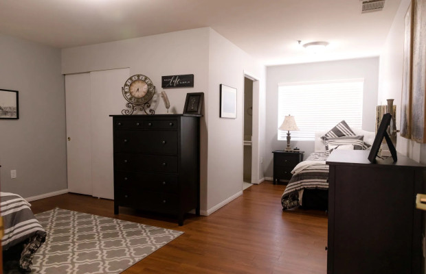 Assisted Living in Hemet California 92544 at easeplacement.com - Ease Placement