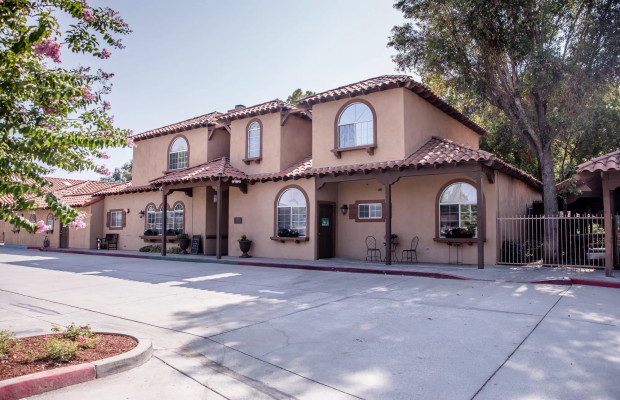 Assisted Living in Hemet California 92544 at easeplacement.com - Ease Placement